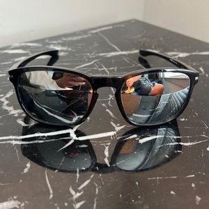Oakley Enduro OO9223 Polarized